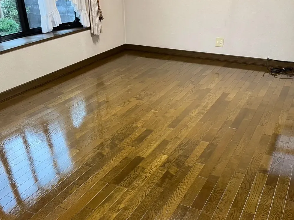 既存床：ツヤ有りタイプ