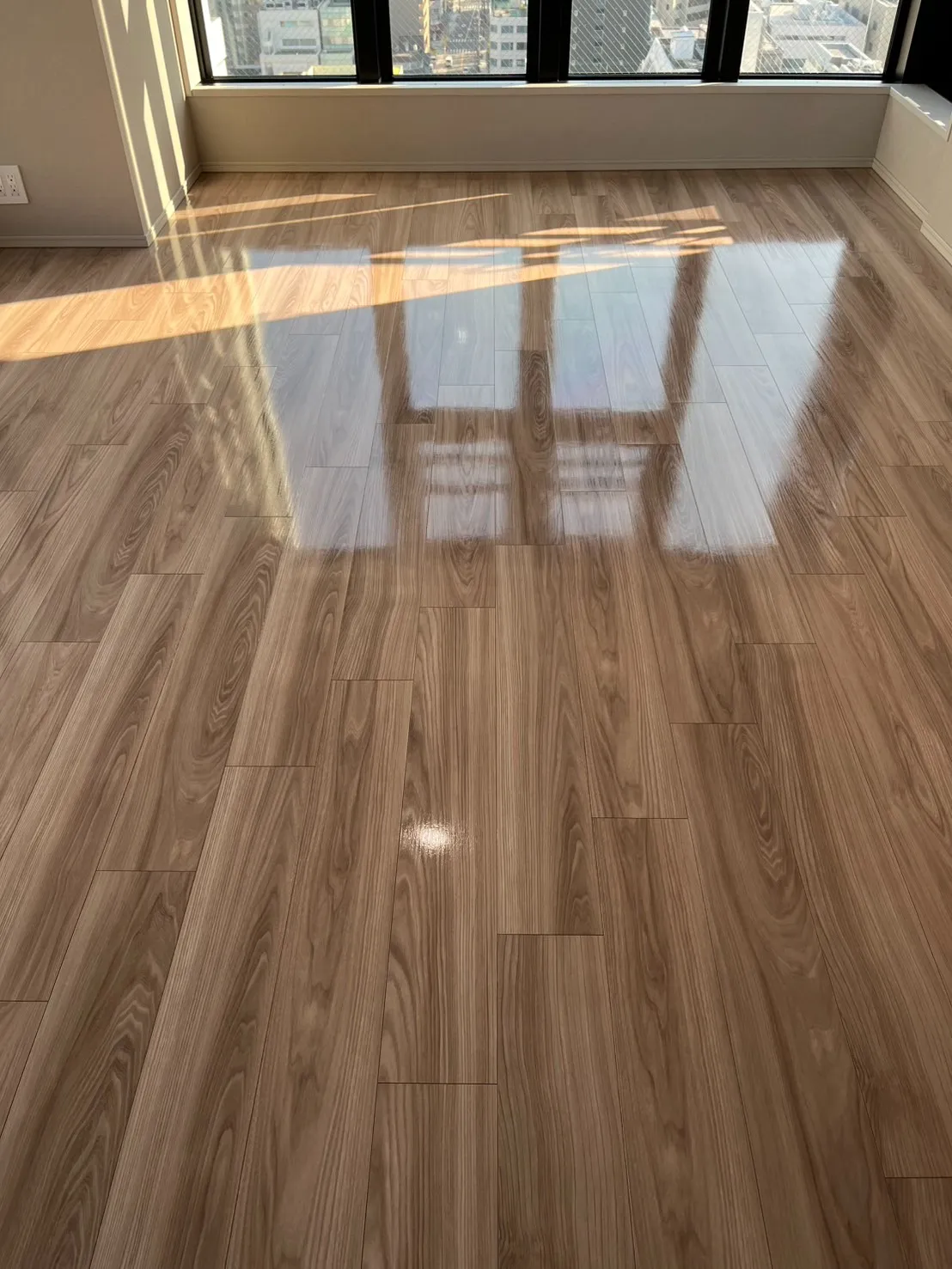 大阪から関西一円の住宅のUVフロアコーティングはお任せ下さい